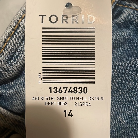 New Torrid jeans - Picture 3 of 3